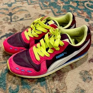 Puma sneakers women 7.5